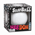 NeeDoh SnowBall Crunch Anti-Stress, balle sensorielle blanche avec texture croustillante et effet relaxant.