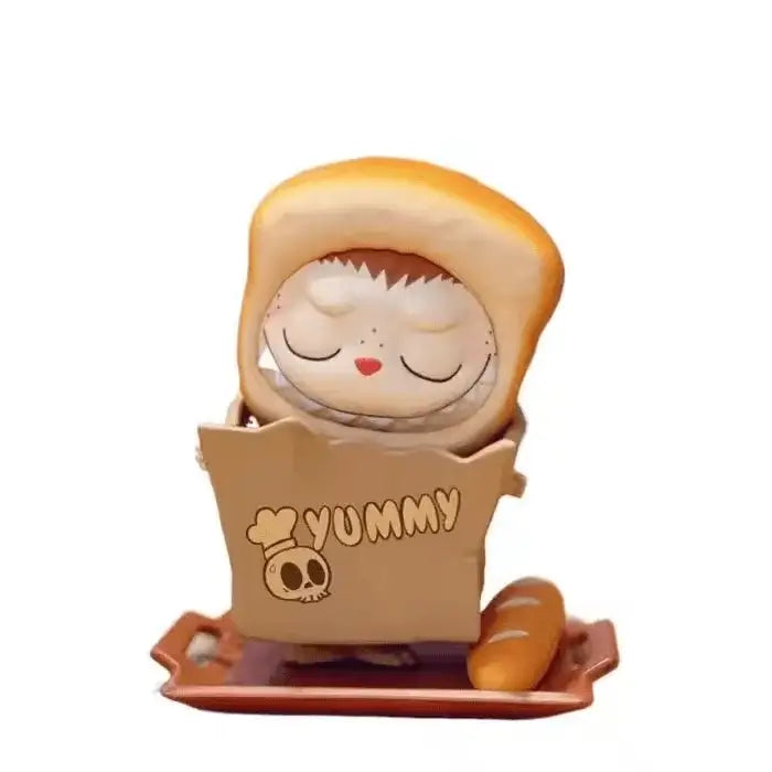 Figurine Labubu Almost Hidden beige au style adorable et minimaliste, parfaite pour la décoration.