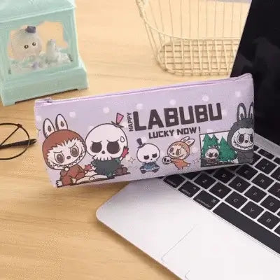 Trousse Labubu rose kawaii avec fermeture zippée, idéale pour l'école, le bureau ou les voyages.